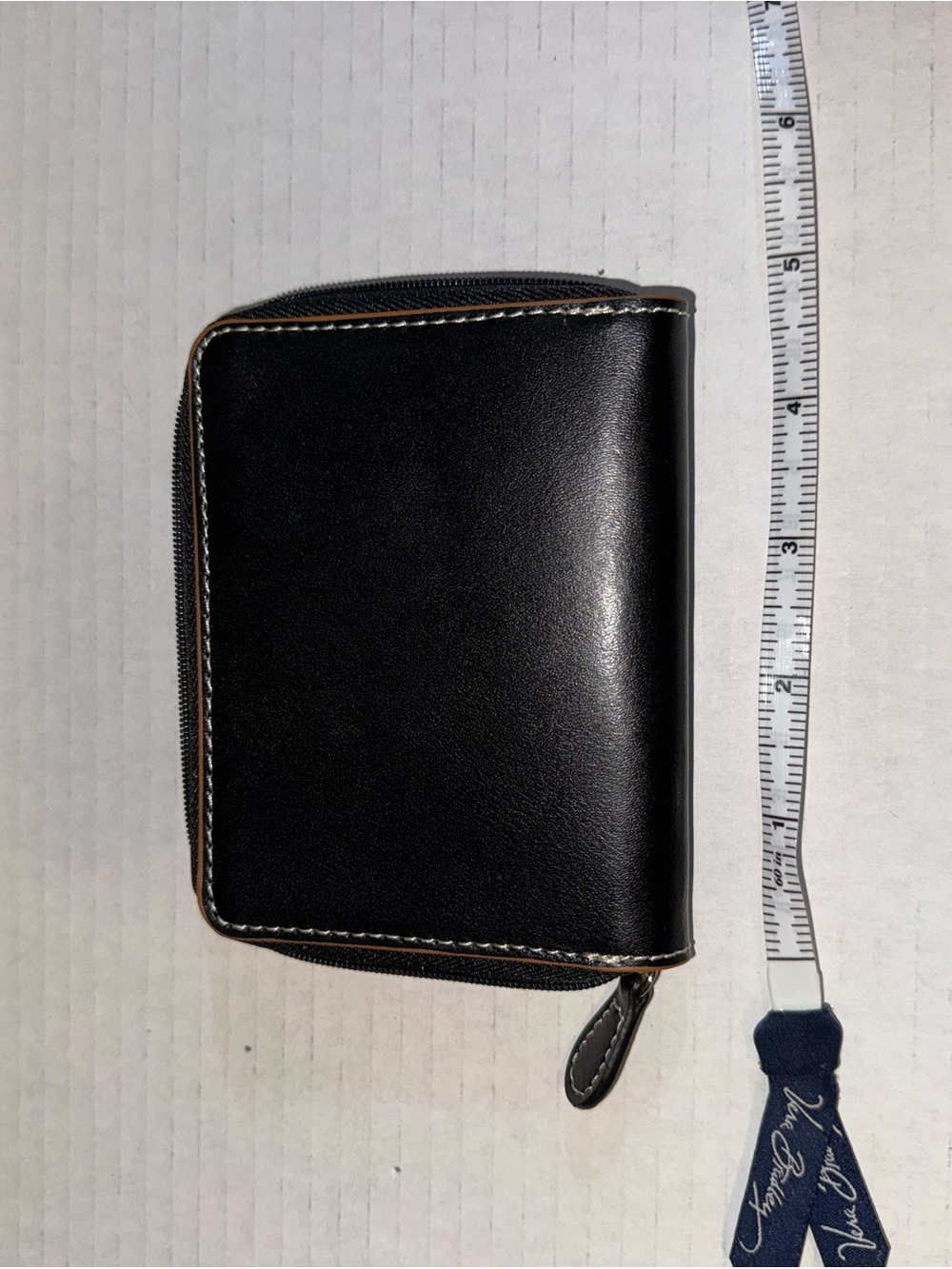 Compact Black Zip Wallet with Contrast Stitching